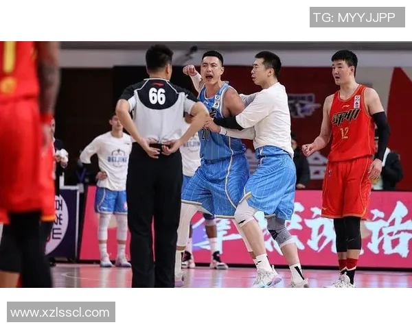 南京网球队战术争议引发热议球迷与教练观点大相径庭