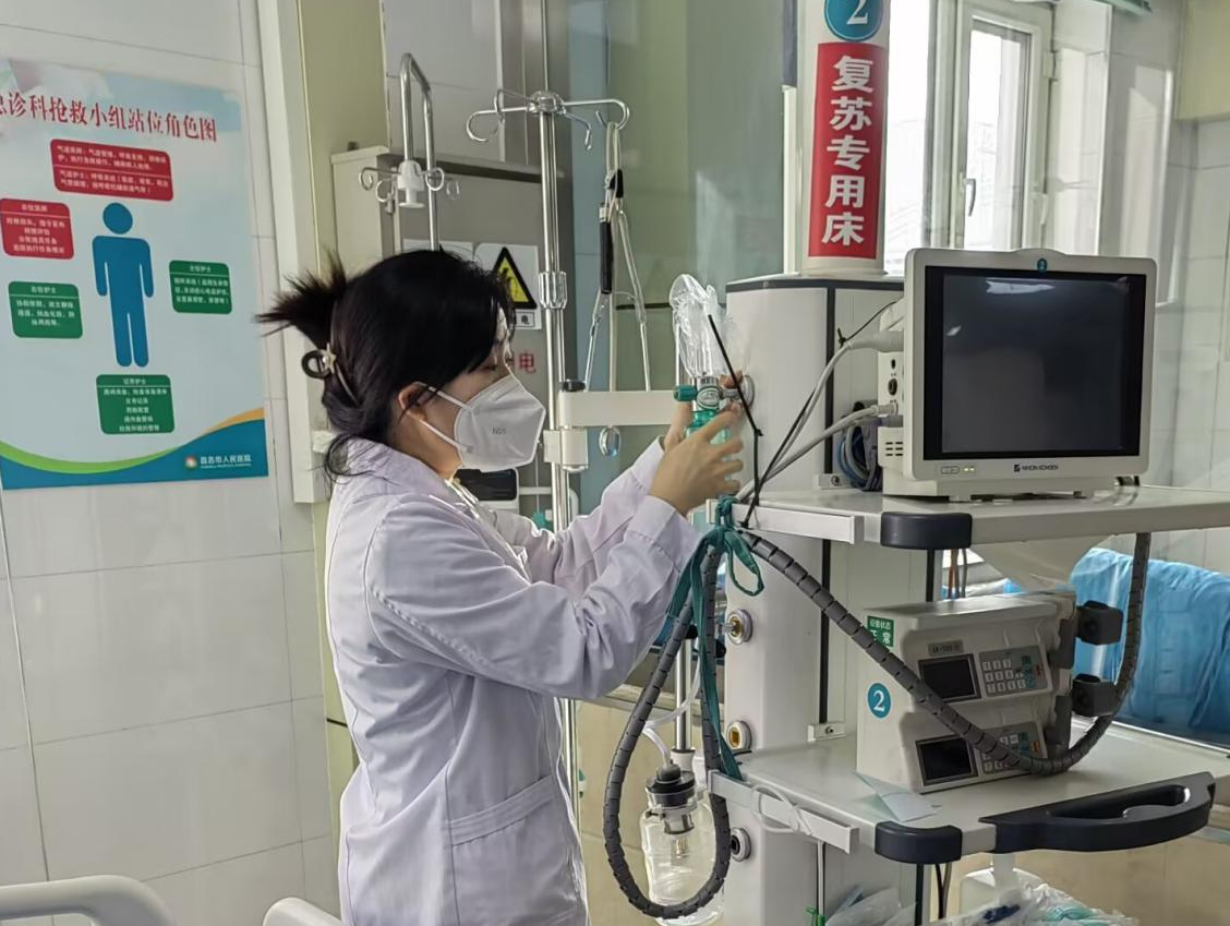 光学仪器新疆昌吉州查验检测中间计量所“评脉”医疗装备确保“诊断精准”(图1)